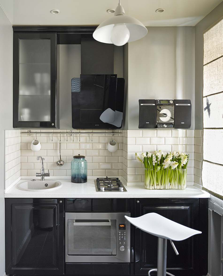 Дизайн маленькой кухни 4 кв м фото